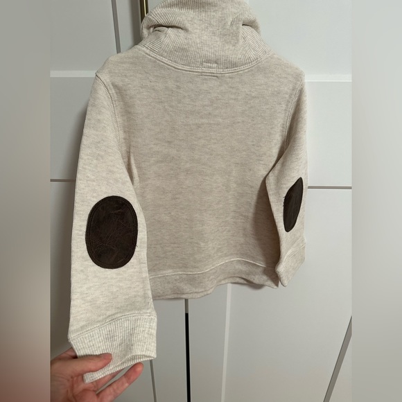 Gap - Picture 4 of 4